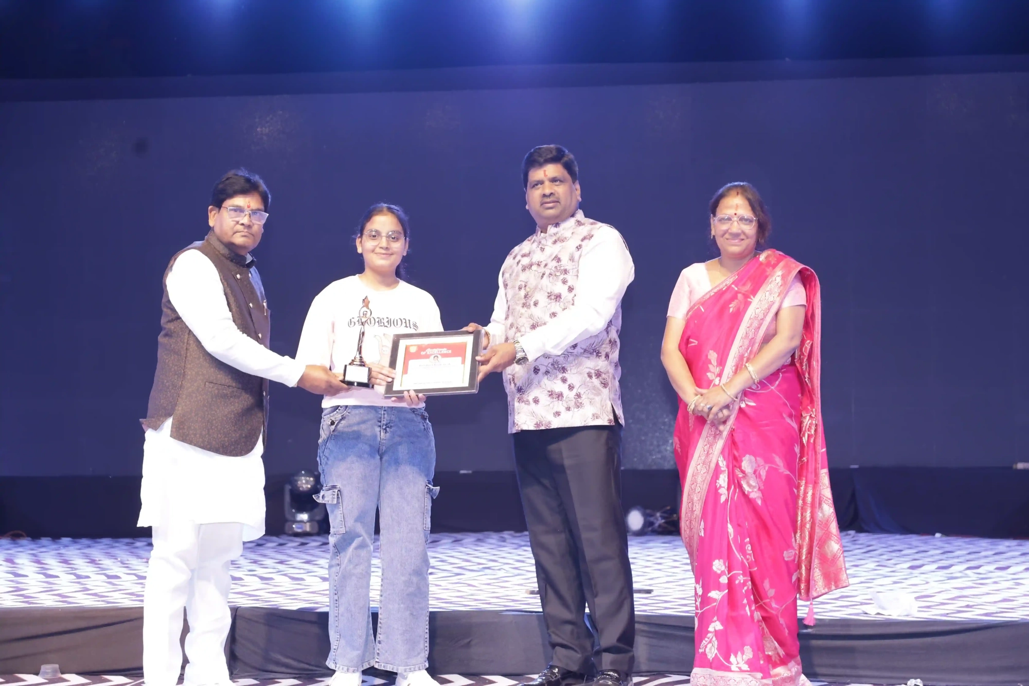 2H6A9300_result_result